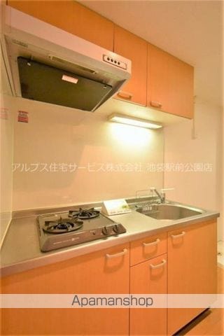 ファーストフィールドの内装写真