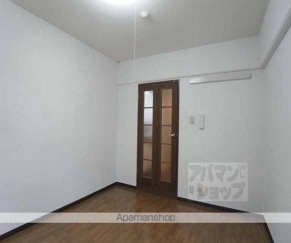 ピラーズ御所西の内装写真