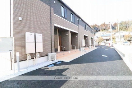 レモネンドアプル[1LDK/50.08m2]のエントランス