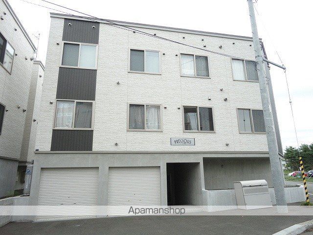 プレシャス23番館の外観写真