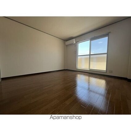 Ｓｕｒｐｌｕｓ　Ｏｎｅゆとり[1K/28m2]のリビング・居間