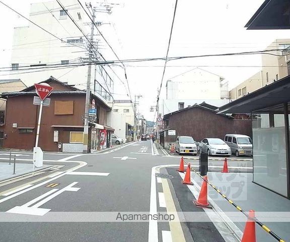 パークホームズ堺町御門の周辺写真