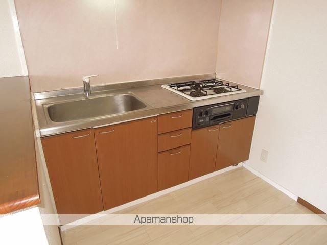 第一磯屋敷マンションの内装写真