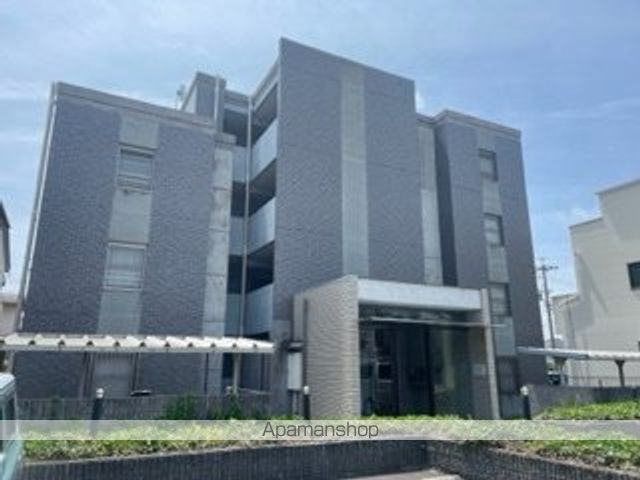 グリーンハイム三軒の外観写真
