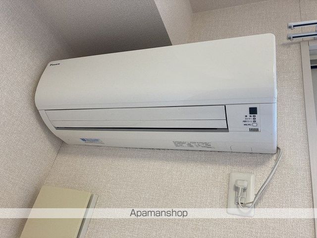 たてのきコートの内装写真