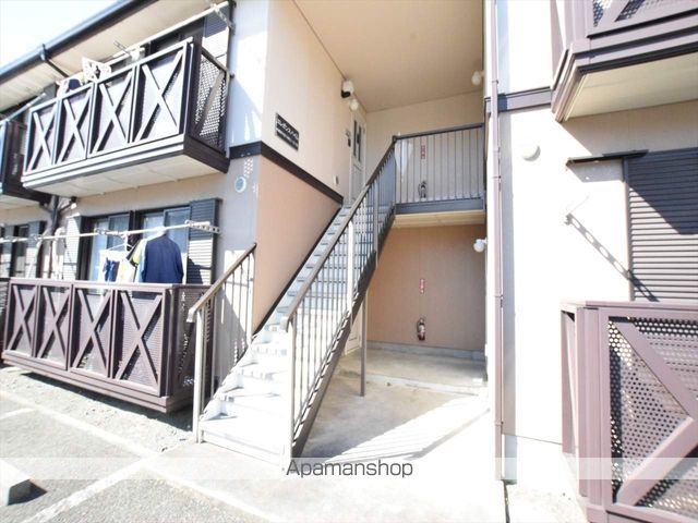 エレガンスハイムの玄関写真