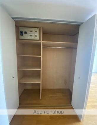 東京都江戸川区本一色１丁目[1LDK/47.18m2]の収納