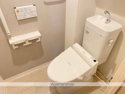 ポレスター東尾道駅前１００３[3LDK/68.37m2]のトイレ