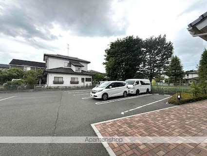 フィアブル　Ａ[1LDK/49.44m2]の駐車場