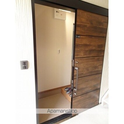 ステラ山下[2LDK/62.04m2]の玄関