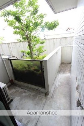 メゾン・ド・オセアン[1R/16.29m2]のバルコニー