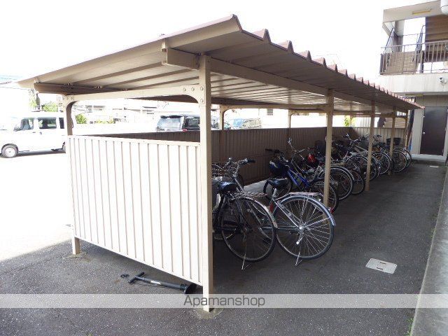 リンピアINOUEの玄関写真
