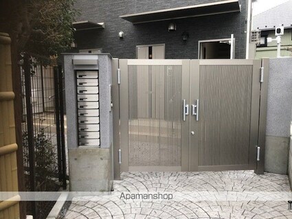 東京都杉並区成田東２丁目[1K/25m2]のエントランス