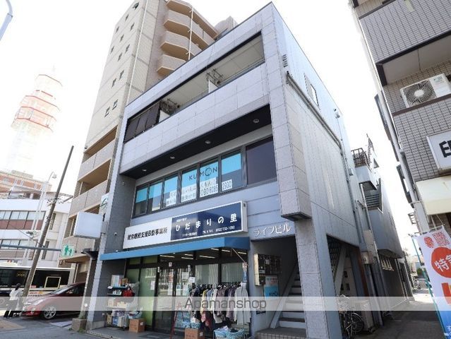 ライフビルの外観写真
