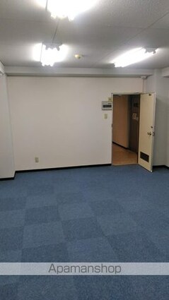和歌山県和歌山市西旅籠町[事務所/23.97m2]のリビング・居間