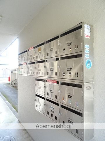 馬込川マンションの外観写真