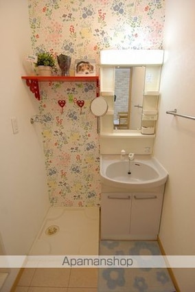 イーストアベニュ[2LDK/66.25m2]の洗面所