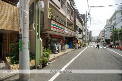 フラット御苑[1LDK/48m2]の周辺8