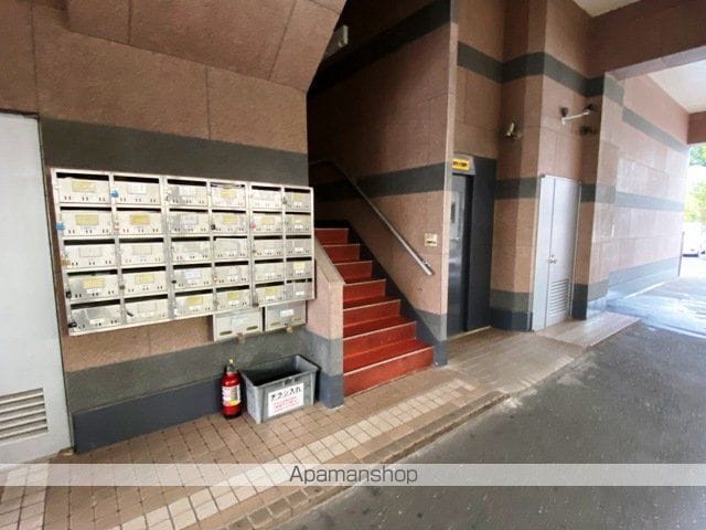 アクロポリス有馬の玄関写真