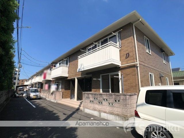 サニーコートD棟の外観写真