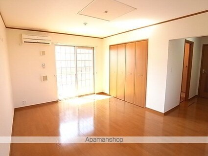 ヴィラ　ジャスティスⅠ[1R/33.16m2]のリビング・居間