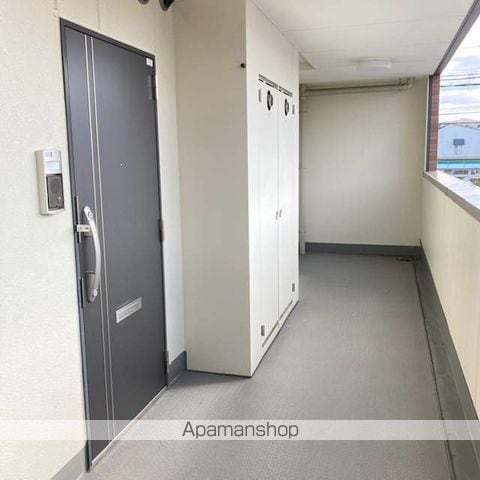 ブリリアント テラスの玄関写真