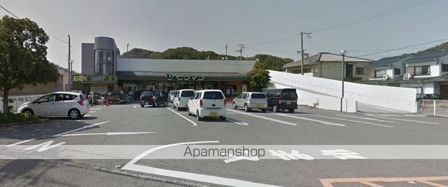 和歌山県和歌山市小雑賀[1LDK/40.33m2]の周辺8