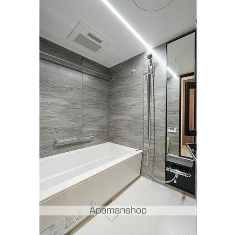 コンフォリア・リヴ永福町の内装写真
