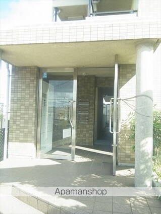 和歌山県和歌山市福島[3LDK/63m2]のエントランス1