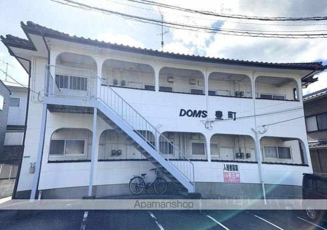 ドムス豊町の玄関写真