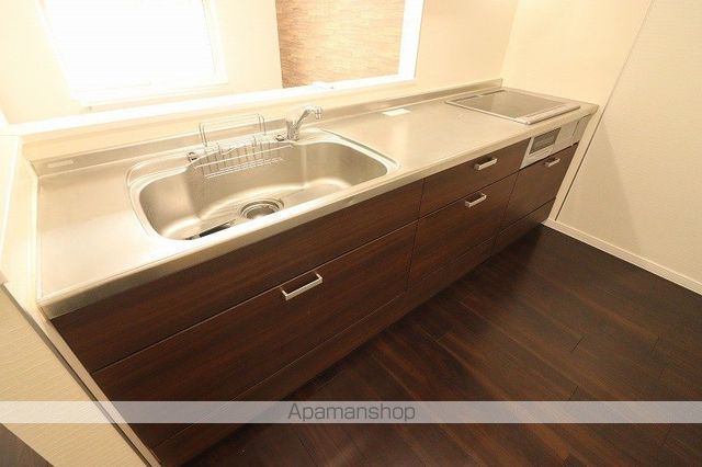 detached 北海道千歳市本町５丁目1502-23

地図を見る