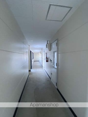 レオパレスナビの玄関写真