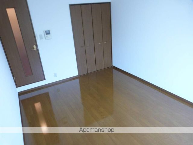 アンプルール フェール REALIFEIIの内装写真