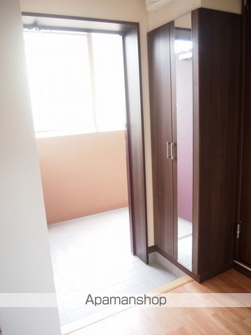 グランドハイツこまちIIIの内装写真
