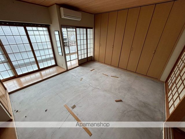 烏ヶ辻コーポの内装写真