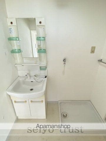 日宝ポニクレール宇品の内装写真