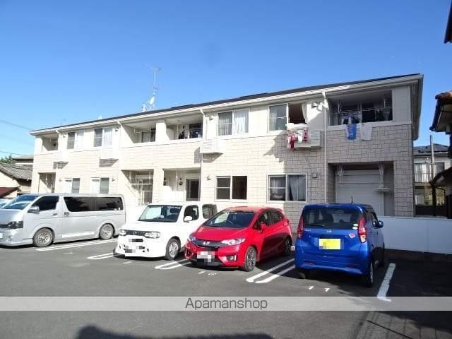 プラタナスの外観写真