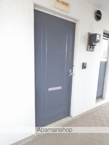 レジデンス楓の玄関写真
