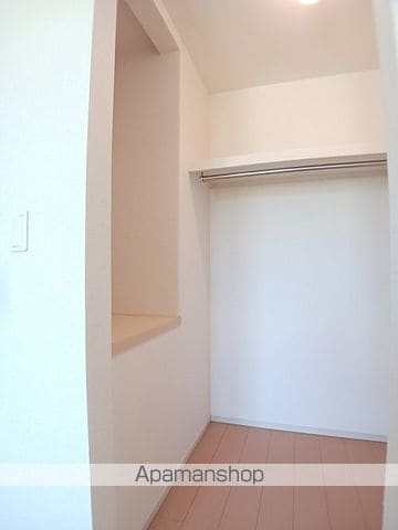 セレーナ Aの内装写真