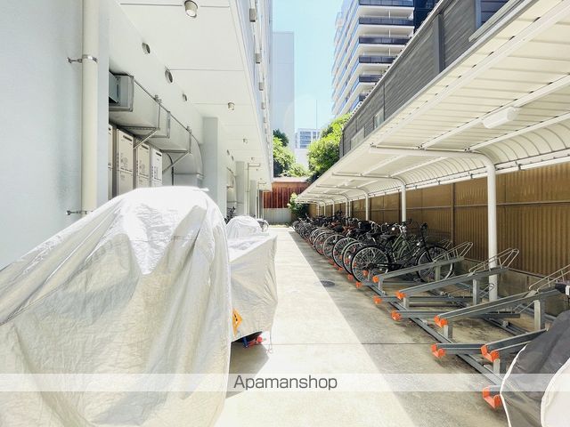 セレニティー大須の玄関写真