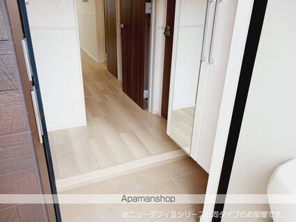 ヴェルドミール[1LDK/40.65m2]の玄関