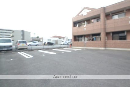 岡山県岡山市南区西市[1K/31.02m2]の駐車場
