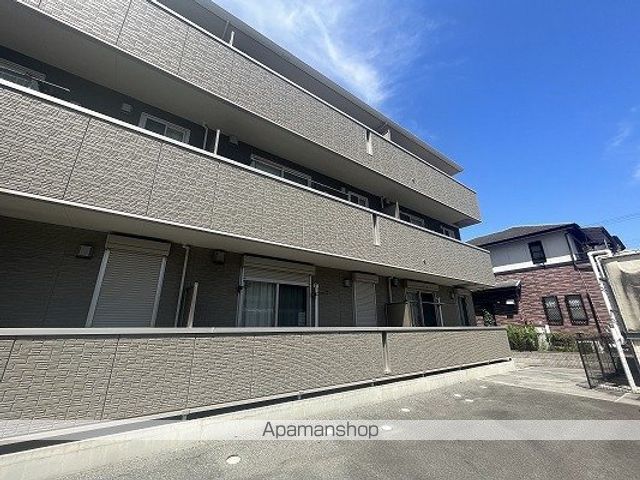 ノア東山B棟の外観写真