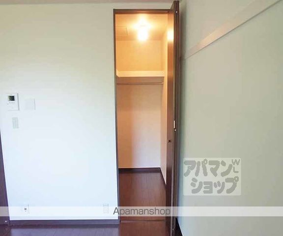 岩倉中在地町マンションの内装写真