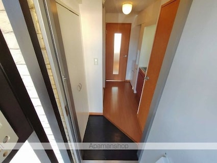 レオパレスフォーチュン２１[1K/21.65m2]の玄関