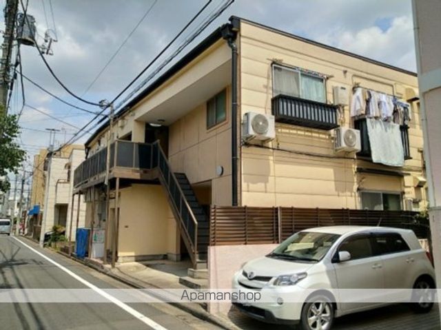 トノブール西荻の玄関写真