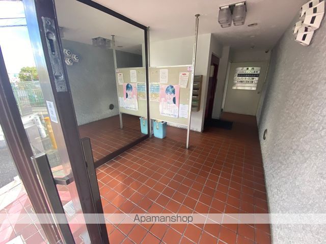 マルエス牧野駅前グランドビルの玄関写真
