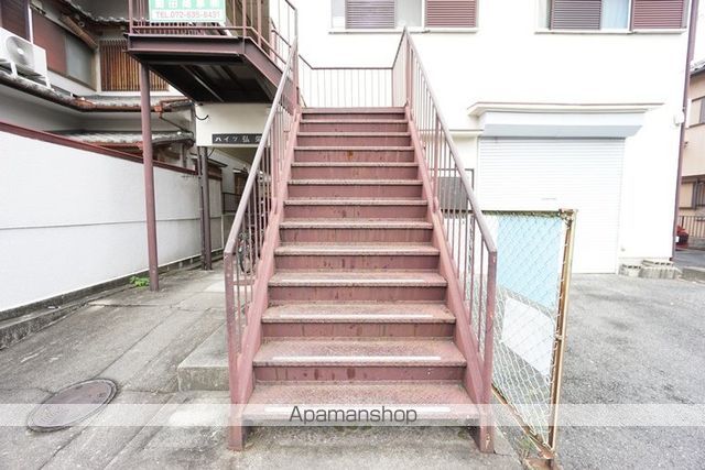 ハイツ弘栄の玄関写真