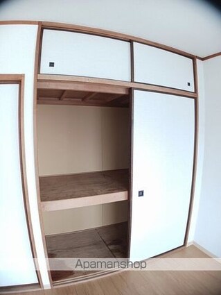 オーチャート１０[2DK/39.74m2]の収納