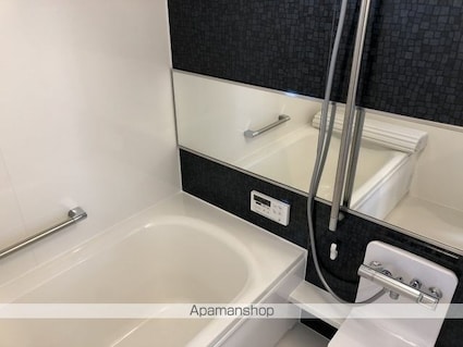 カルムメゾン　アンソレイェ[2LDK/58.37m2]のバス